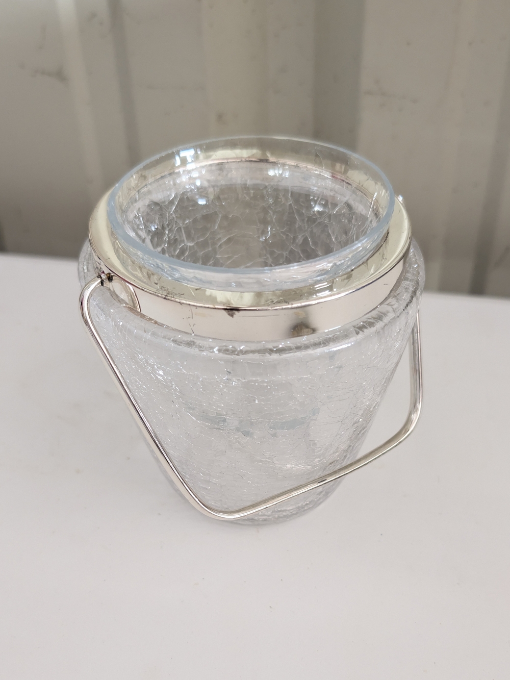 Vintage MCM Clear
Crackle Glass lce bucket...